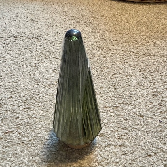 Green Sphere Ribbed Tree Decor NEW Glass Holiday Christmas Village Display - Picture 3 of 6